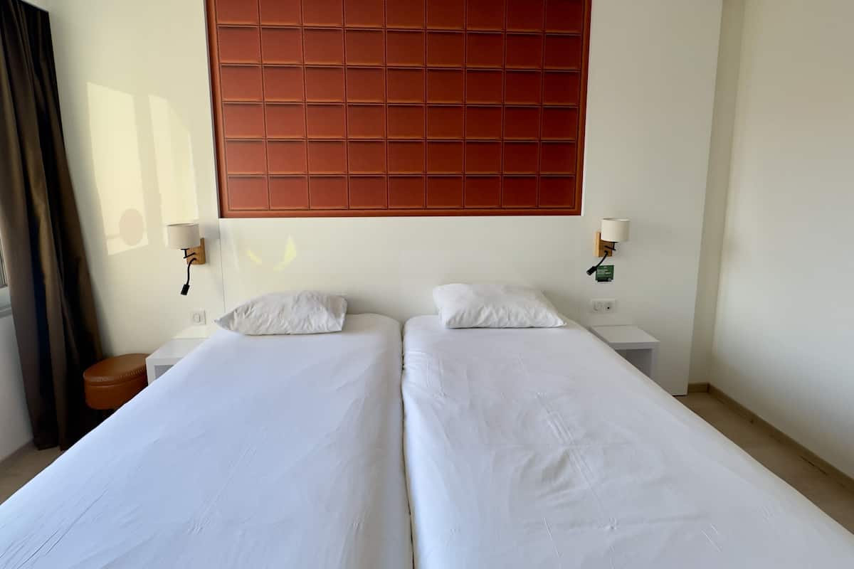 標準客房, 2 張單人床 | 高級寢具、獨特裝潢、布置獨特、書桌