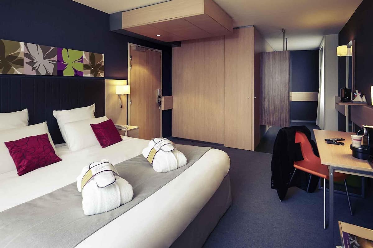 Privilege, Kamar Comfort, 1 Tempat Tidur Double | Seprai premium, bantalan ekstra lembut, minibar, dan brankas