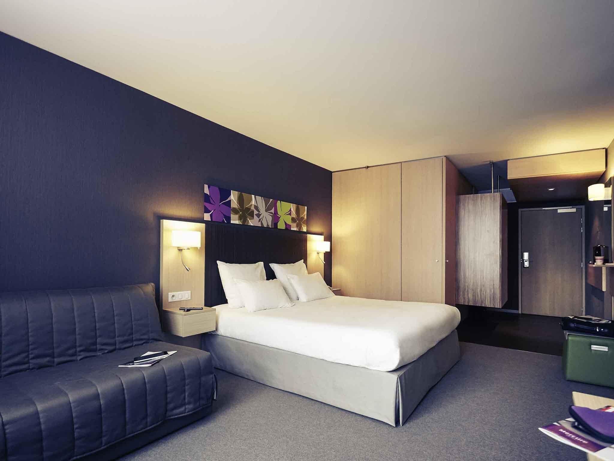 Literie de qualité supérieure, surmatelas, minibar