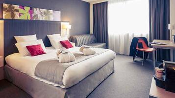 Ropa de cama de alta calidad, colchones con pillow-top y minibar