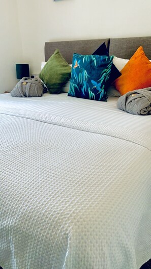 Double or Twin Room, Ensuite (room 1) - Abbey House Bed and Breakfast (Penrith)