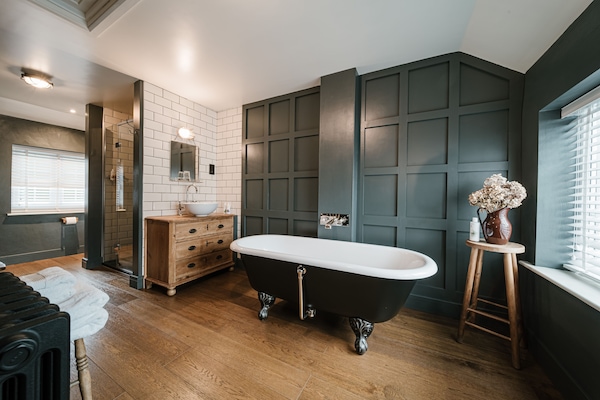 Luxury Double Room, Ensuite (Batherm ) | Bathroom