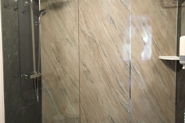 Bathroom shower
