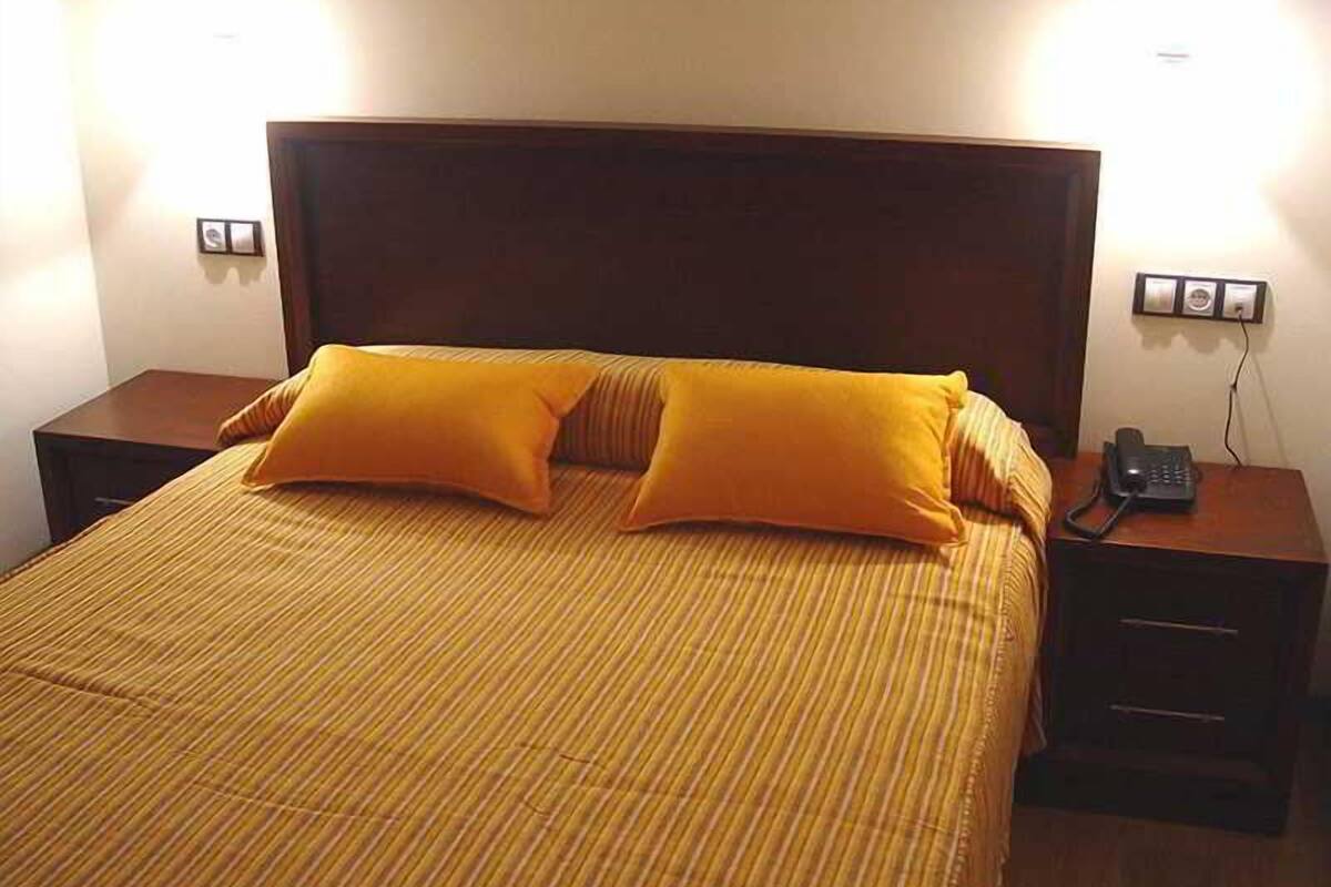 1 bedroom, in-room safe, blackout drapes, cribs (surcharge)