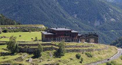 Hotel Obaga Blanca