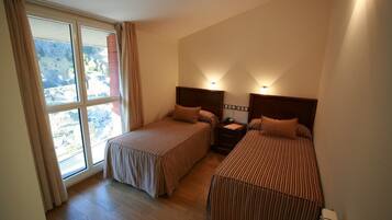 1 bedroom, in-room safe, blackout curtains, cots/infant beds