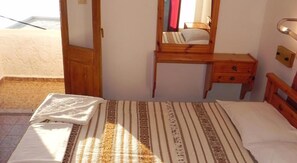 Studio, Sea View (Double) | Premium bedding, in-room safe, soundproofing, iron/ironing board - Villa Afroditi (PANORMOS - KALYMNOS)