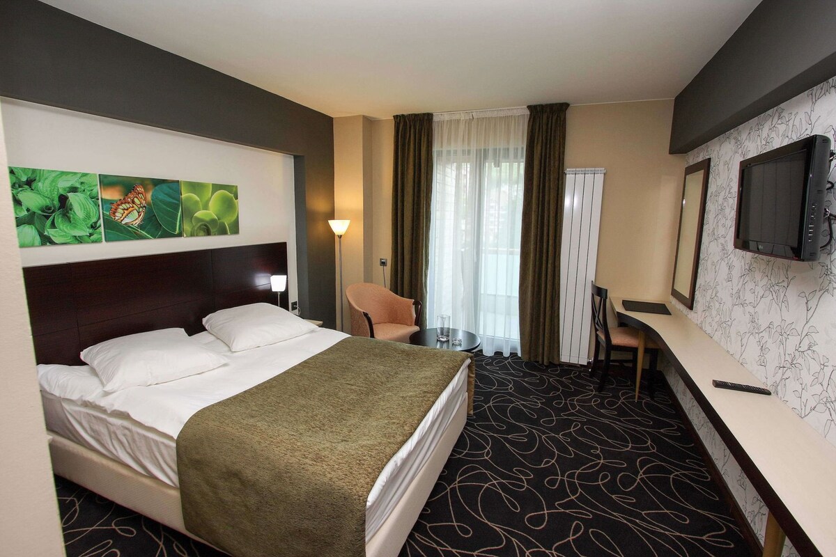 1 bedroom, minibar, in-room safe, blackout drapes