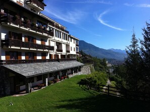 Front of property - Hotel Panoramique (Sarre)