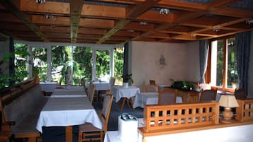 Desayuno buffet incluido todos los días