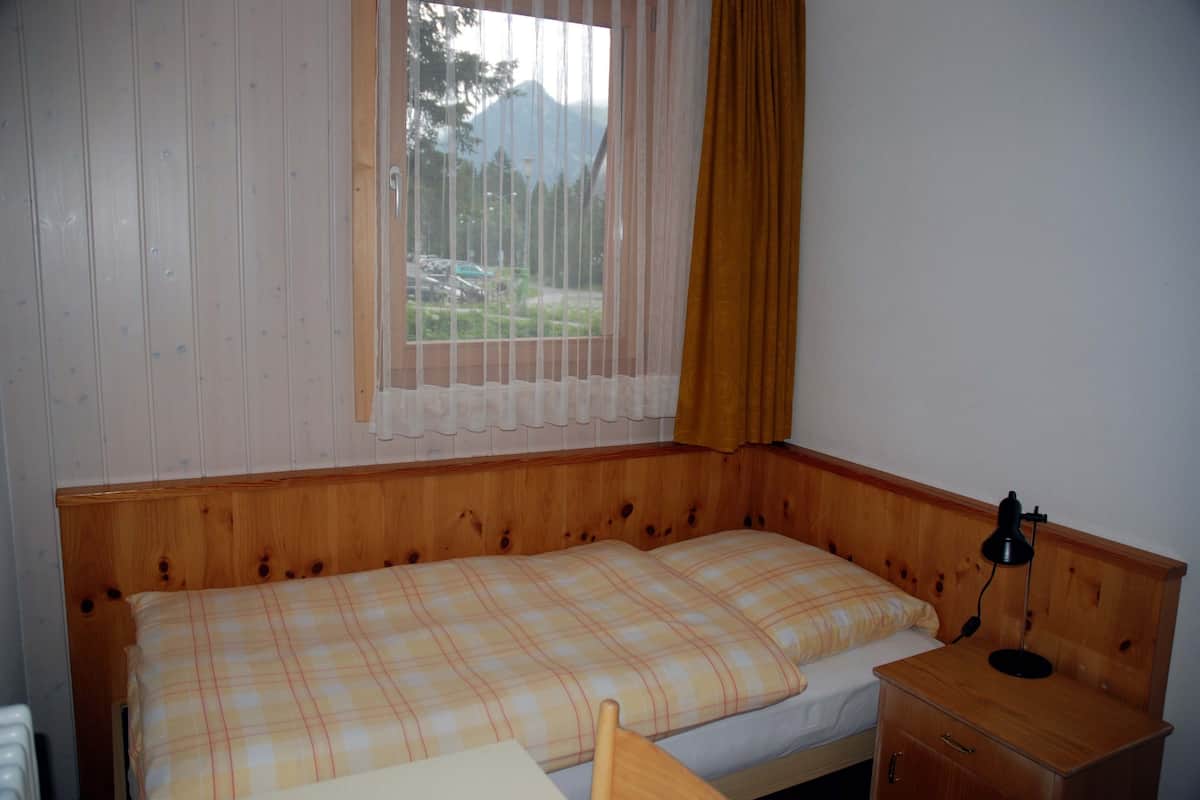 Classic Single Room, View | 2 bedrooms, premium bedding, minibar, individually decorated