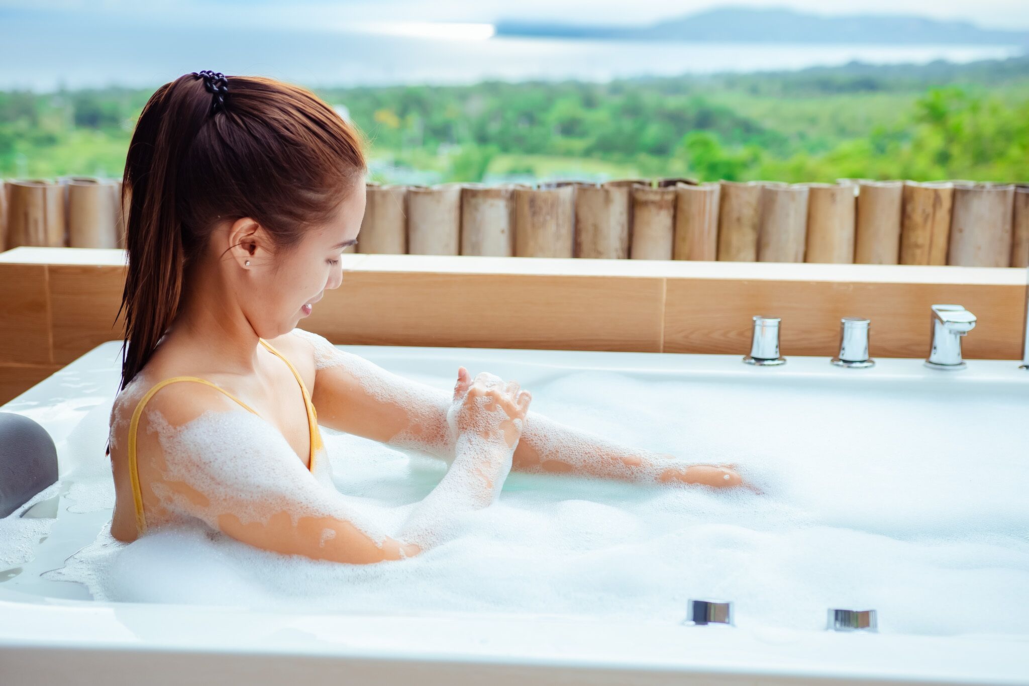 奢华别墅 | 浴室 | 拖鞋、毛巾