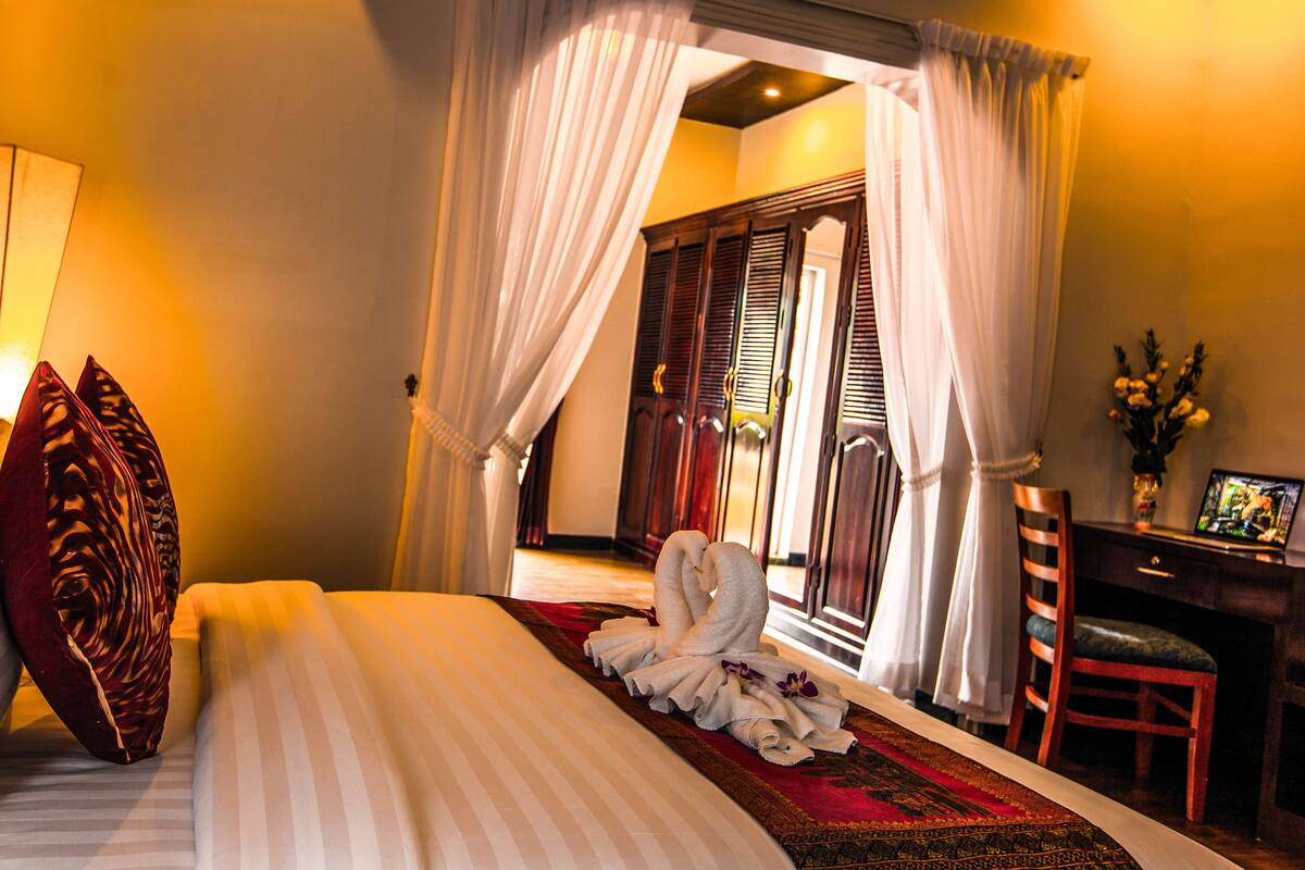 King Suite room, Patio
