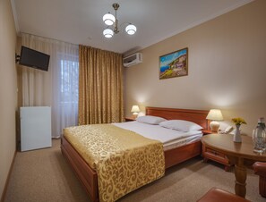 Chambre Standard double ou avec lits jumeaux | Minibar, coffre-fort, rideaux d’obscurcissement