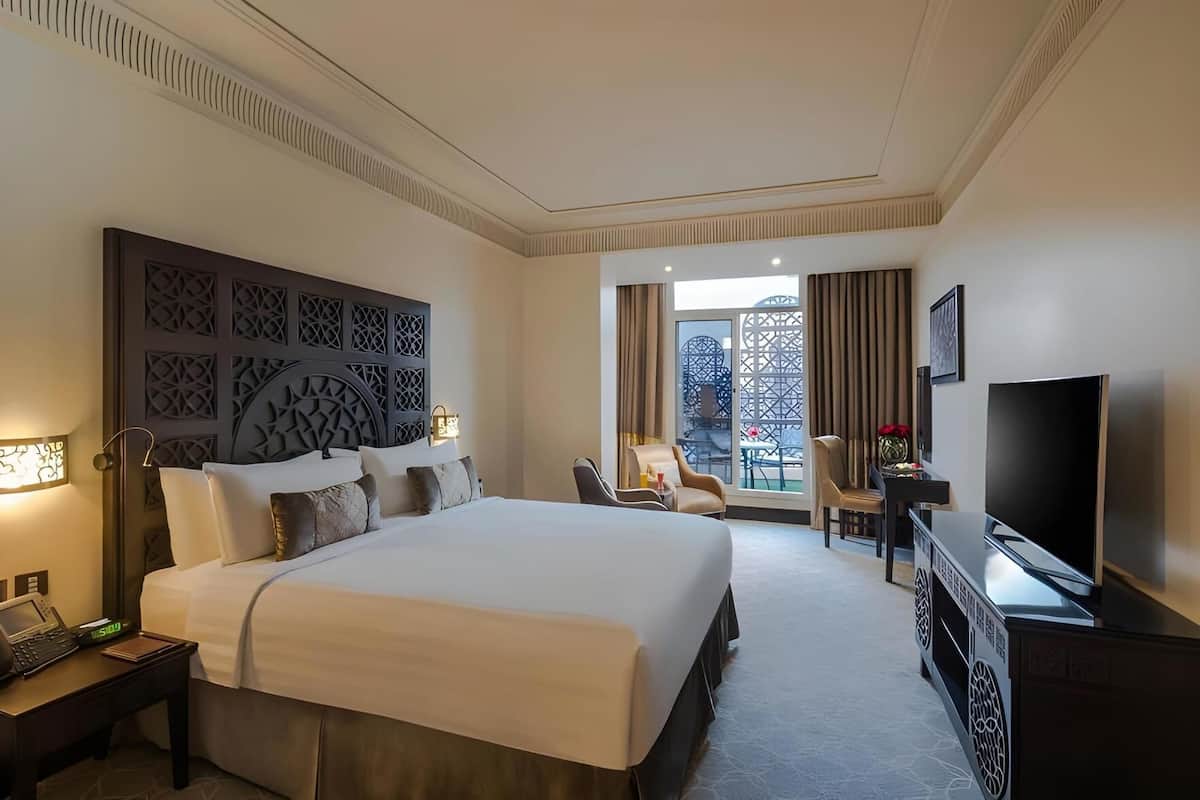 Egyptian cotton sheets, down comforters, memory foam beds, minibar