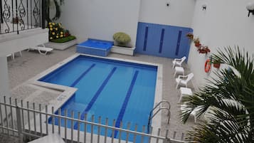 Outdoor pool, pool loungers
