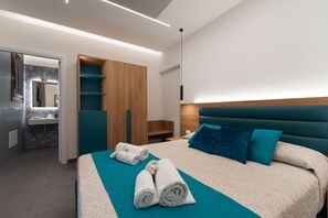 Chambre Confort double | 1 chambre, literie de qualité, couette en duvet, coffre-fort