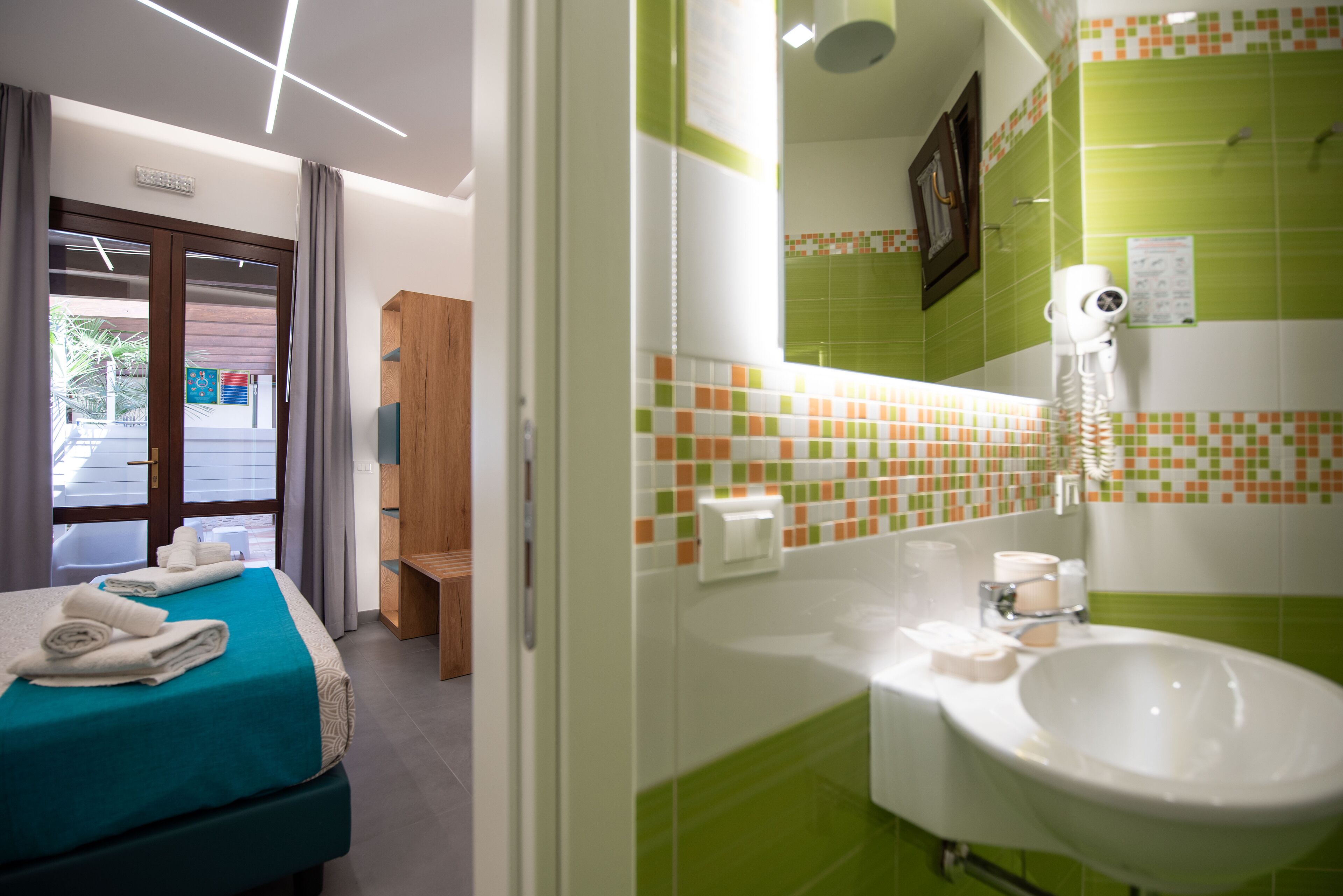 Double Room, Patio | 1 bedroom, premium bedding, down comforters, in-room safe