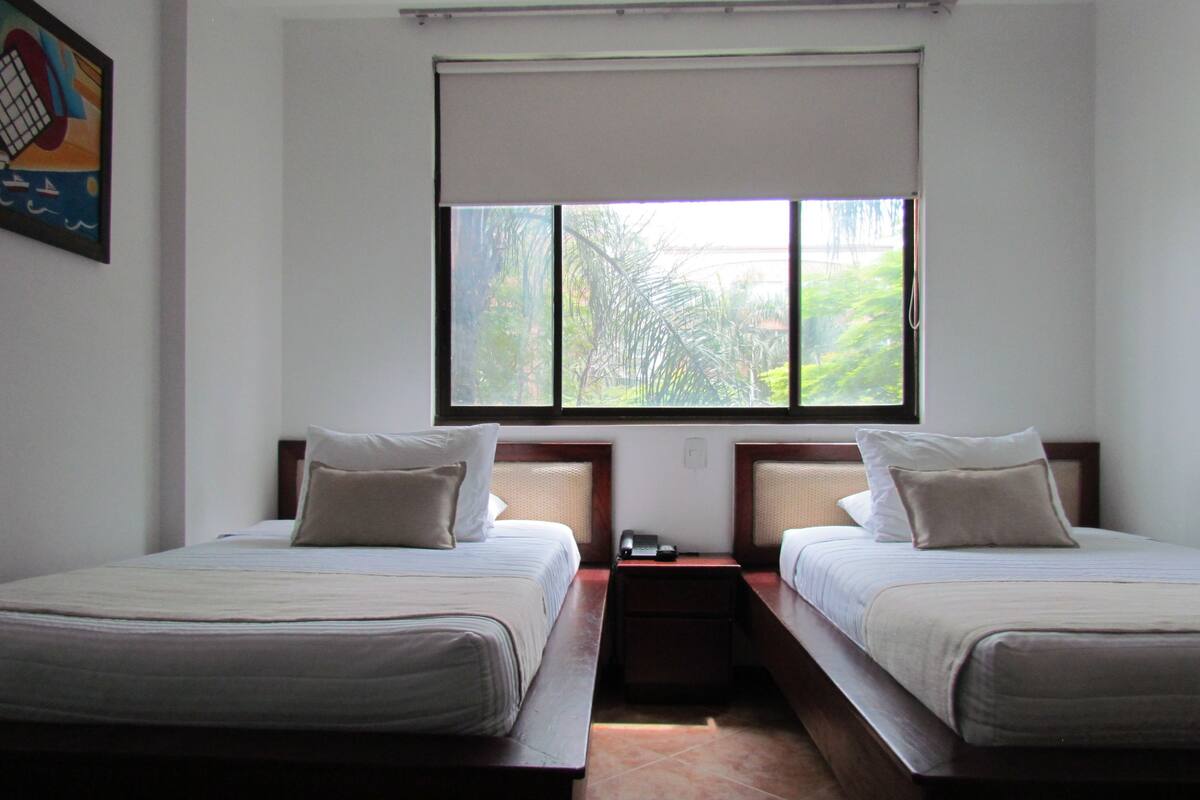Standard Room, 1 Double Bed | In-room safe, iron/ironing board, rollaway beds, free WiFi