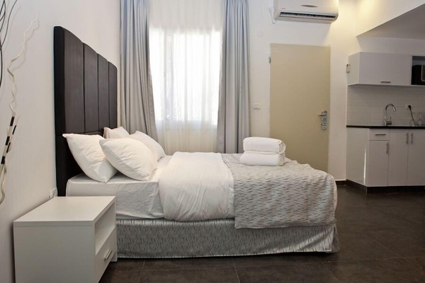 In-room safe, soundproofing, cribs (free), WiFi (free)