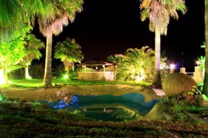 Außenpool, Liegestühle