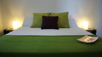 Soundproofing, free WiFi