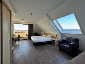 Coffres-forts dans les chambres, Wi-Fi gratuit, draps fournis