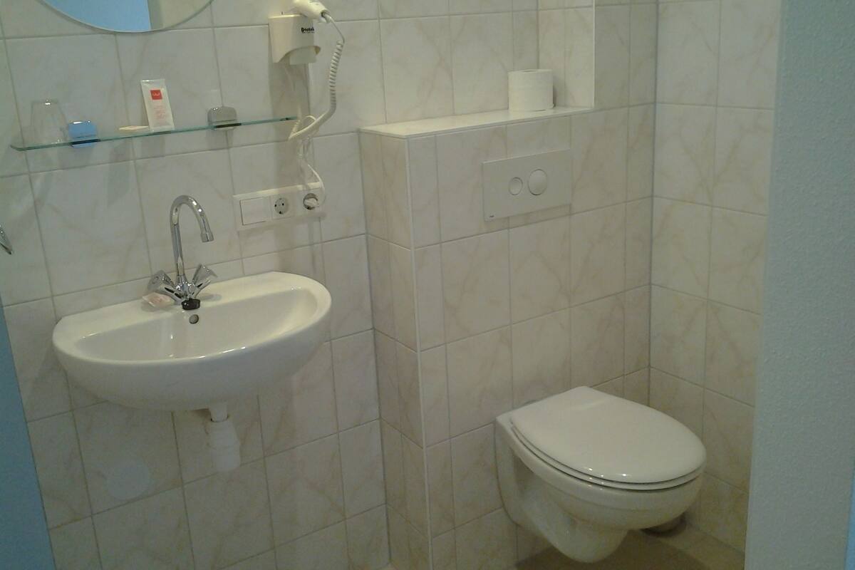single room, terrace | bathroom | shower, hair dryer, towels