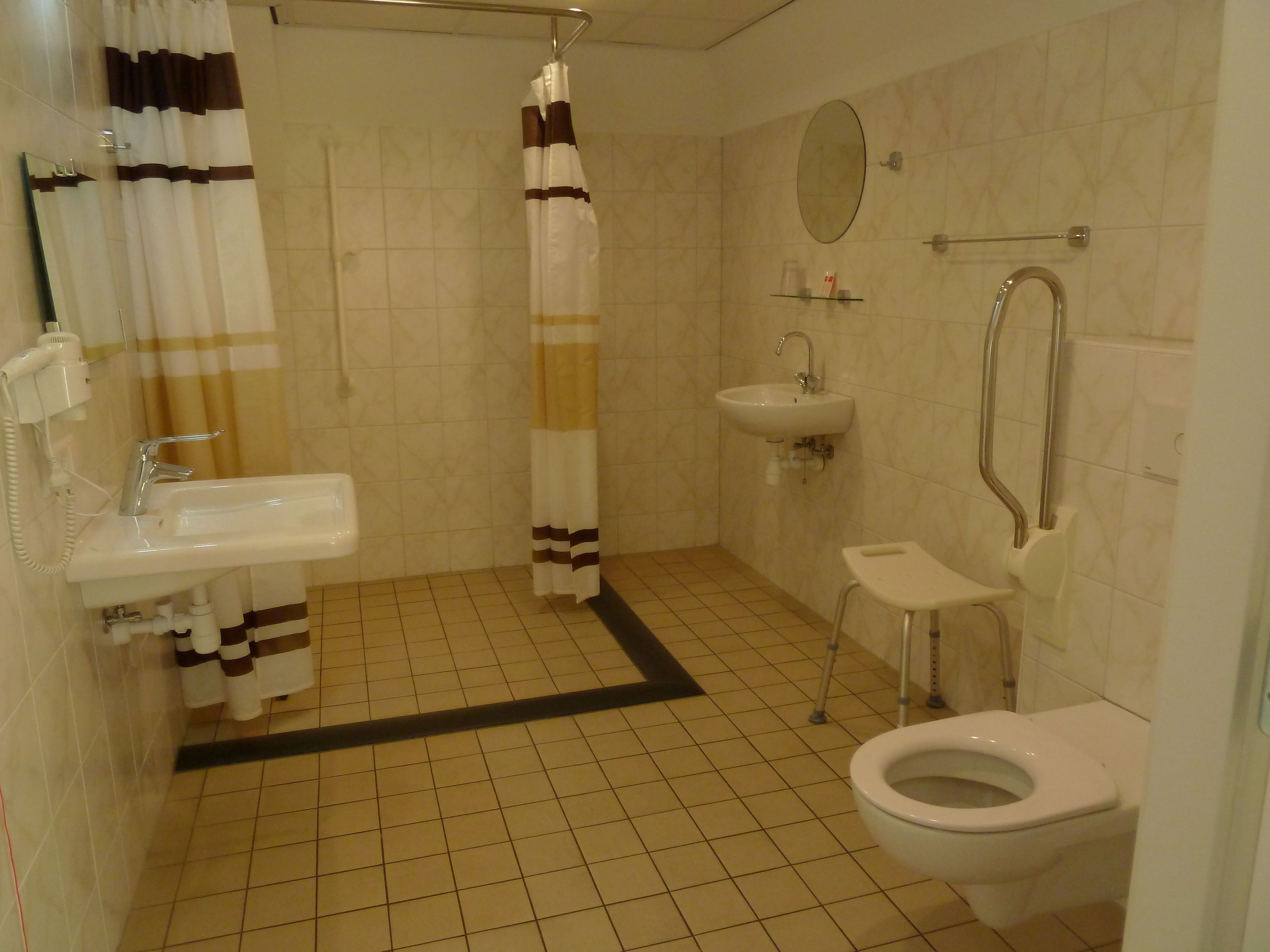double room, accessible (loggia) | bathroom | shower, hair dryer, towels