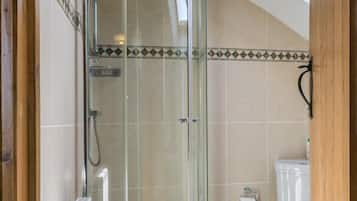 Camera singola, bagno in camera | Bagno