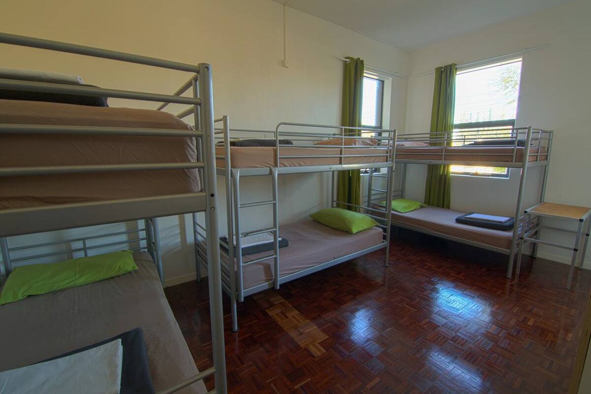Shared Dormitory, Mixed Dorm - 3 Bunk Bed | Desk, WiFi (free), bed sheets