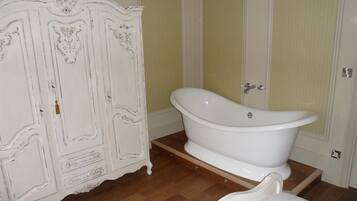 Deluxe tweepersoonskamer, en-suite badkamer (Amelia) | Divers