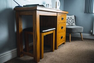 Double Room, Ensuite (Skomer) | 1 bedroom