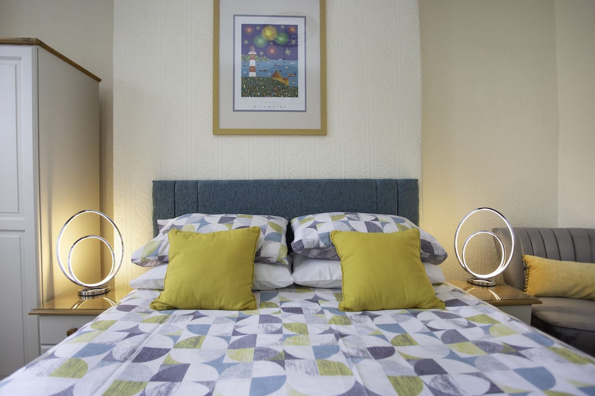 Chambre Simple (single special) | Décoration personnalisée, ameublement personnalisé