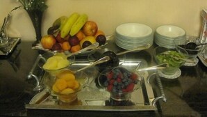Dining - Penryn Guest House (Stratford-upon-Avon)