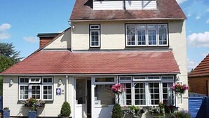 Exterior - Penryn Guest House (Stratford-upon-Avon)