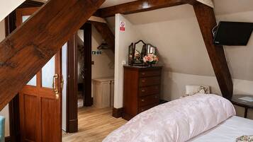 Kamar Double Mewah, hot tub