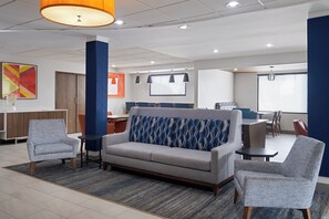 Exterior - Holiday Inn Express Toledo North by IHG (Toledo)