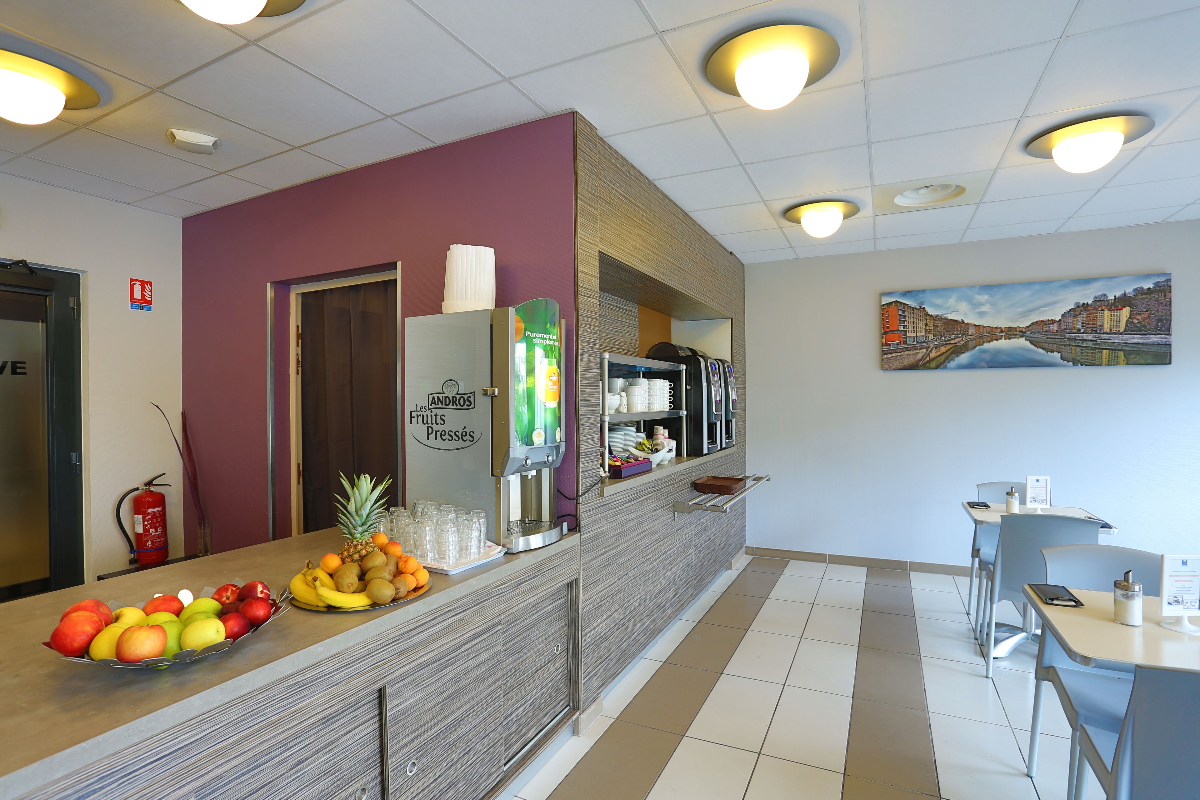 Petit déjeuner buffet compris tous les jours