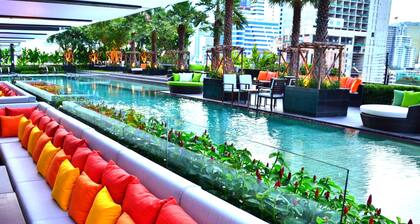 Holiday Inn Bangkok Sukhumvit by IHG