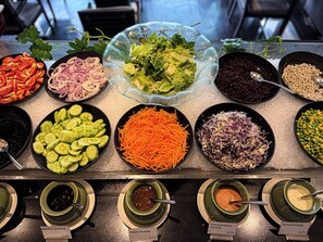 Daily full breakfast (THB 450 per person)