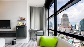 View from room - Holiday Inn Bangkok Sukhumvit by IHG (Bangkok)