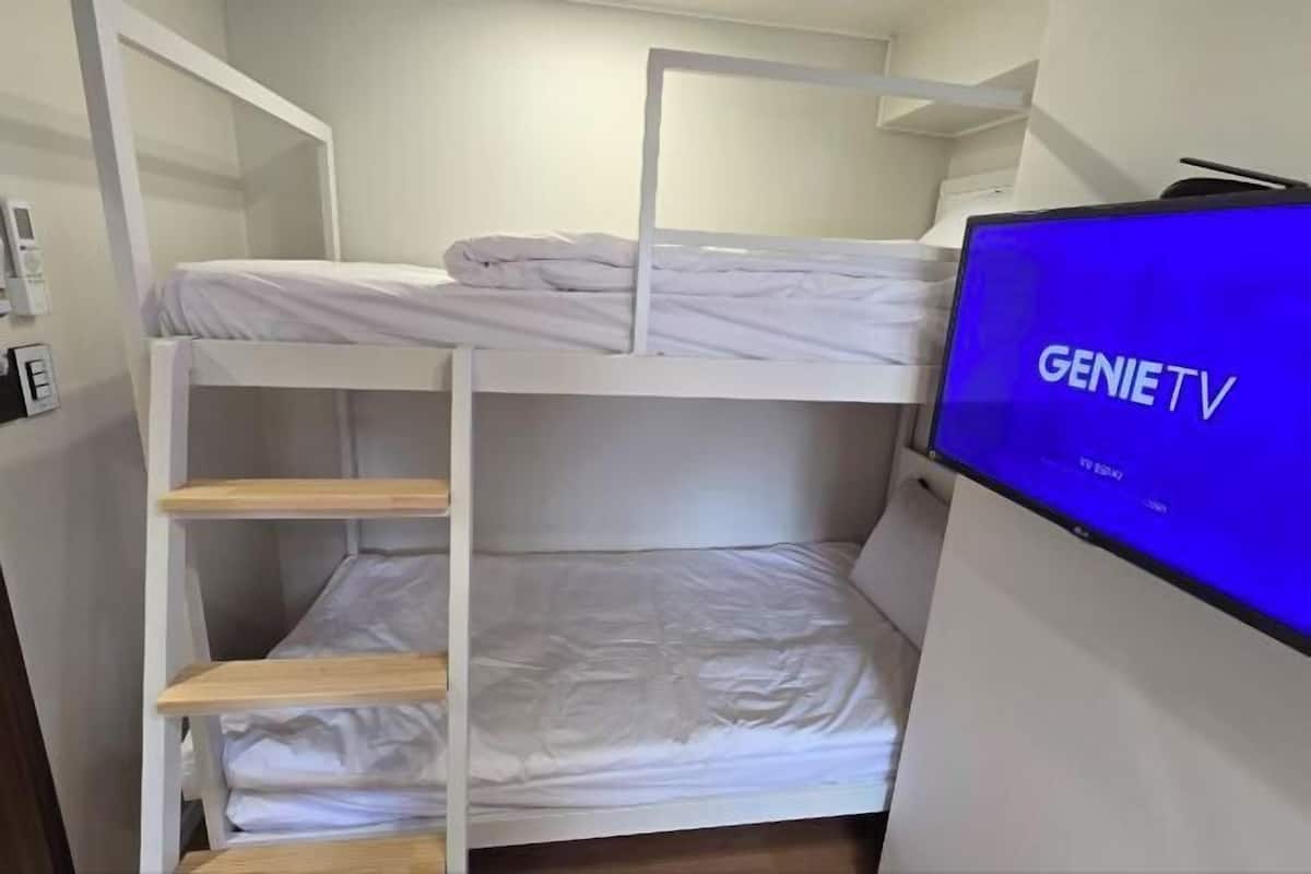 Desk, iron/ironing board, free WiFi