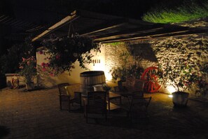 Outdoor dining - Casa Zia Cianetta (Foligno)