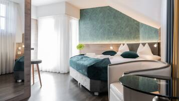 Comfort-dobbeltværelse | Pengeskab på værelset, individuelt design, individuel indretning