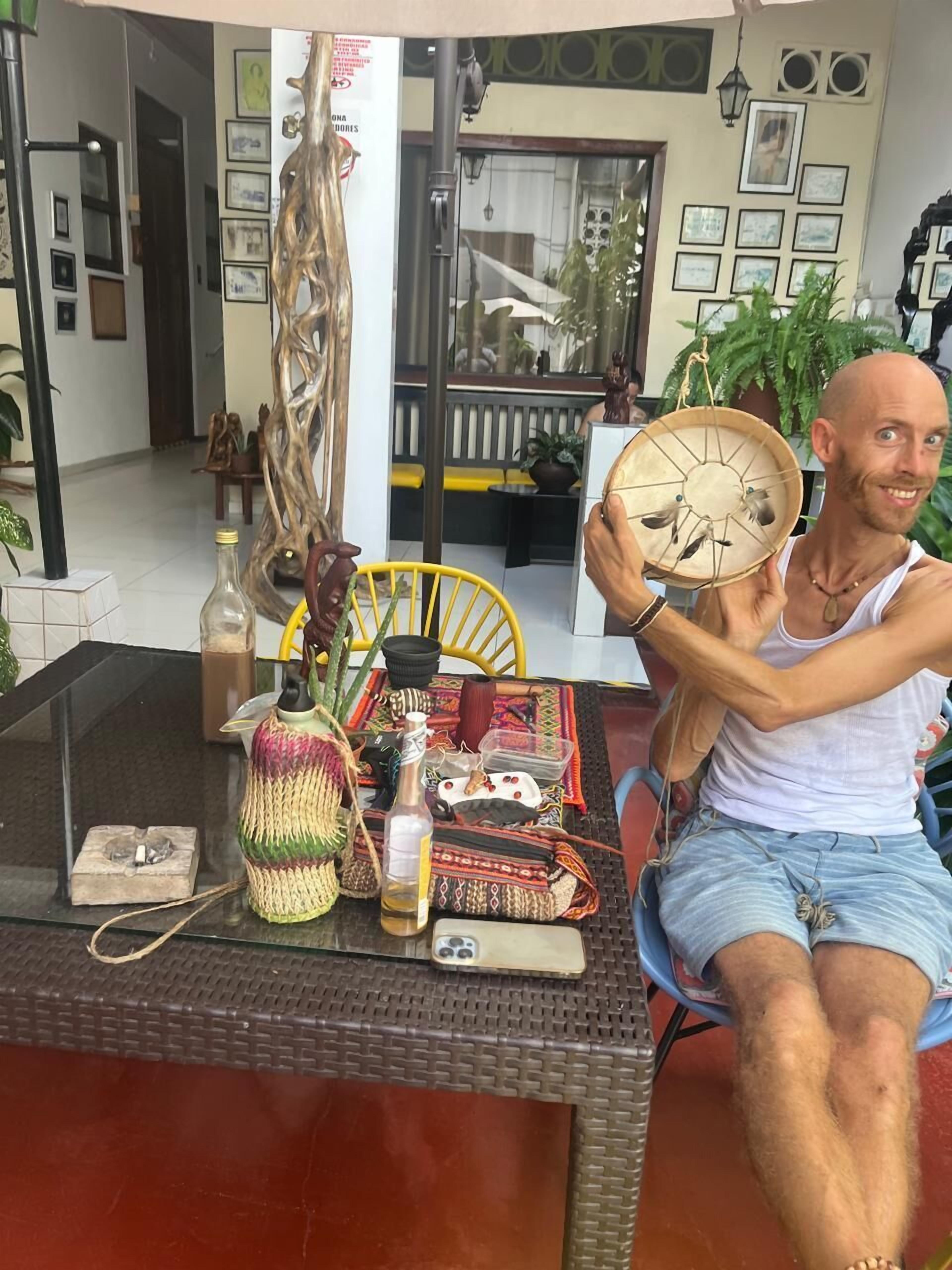 35-inch flat-screen tv with cable channels