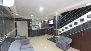 Lobby sitting area - Hotel Arawak Upar (Valledupar)