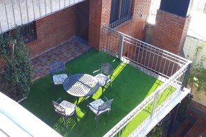 Terrace/patio - Hotel Francia (San Rafael)