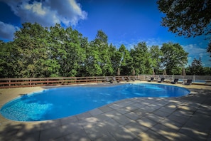 9 outdoor pools, pool umbrellas, pool loungers - Souillac Golf & Country Club (Lachapelle-Auzac)