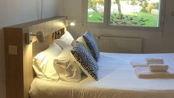 Matelas mémoire de forme, ameublement personnalisé, bureau